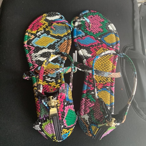 Colorful Snake Print Sandals - Picture 2 of 6